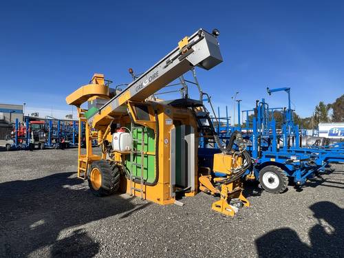 2018 Gregoire G3.220 Grape Harvester