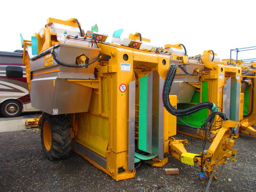 2012 Gregoire G2.220 Grape Harvester